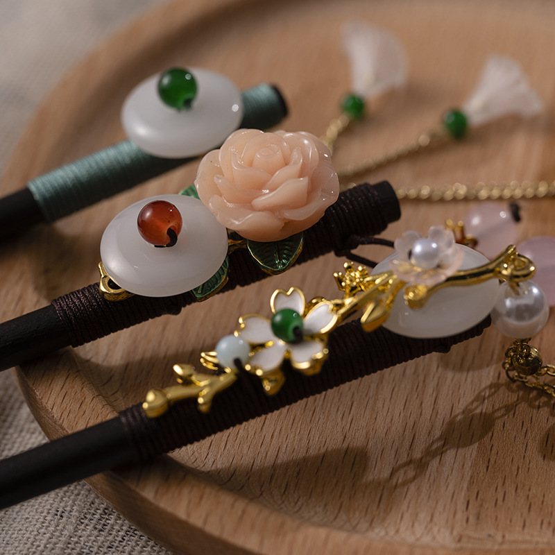 Tocado con horquillas de mader - Supply Florist reseña y precio